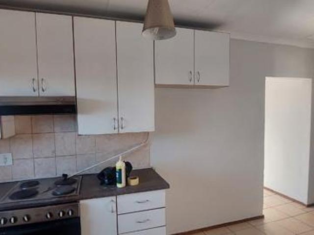 House for rent in Waterkloof, Gauteng