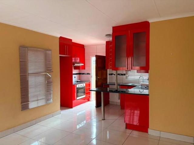 House for rent in Waterkloof, Gauteng