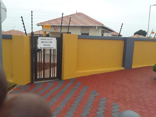 House for rent in Akasia, Gauteng