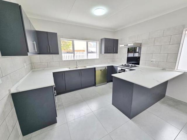 House for sale in Groot Brak Rivier, Western Cape