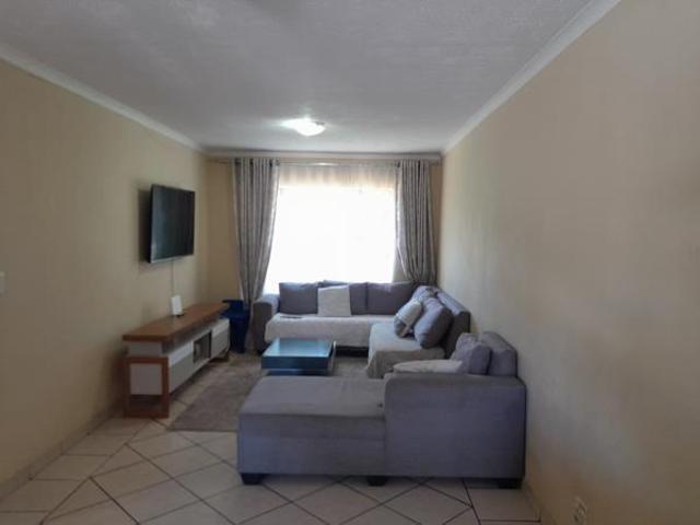 House for rent in Waterkloof, Gauteng