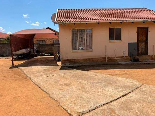House for sale in Rustenburg Local Municipality, Bojanala Platinum District Municipality