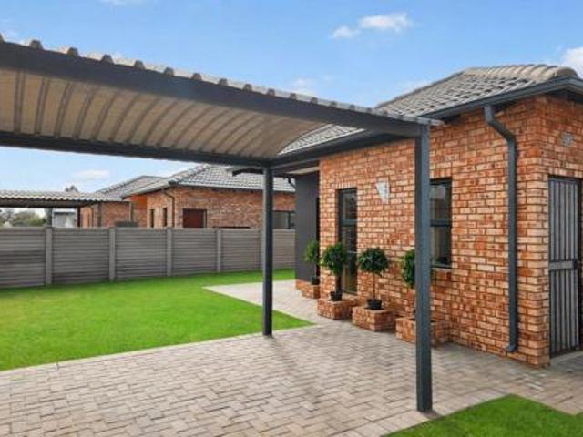 House for sale in West Rand Garden estates, Westonaria Local Municipality