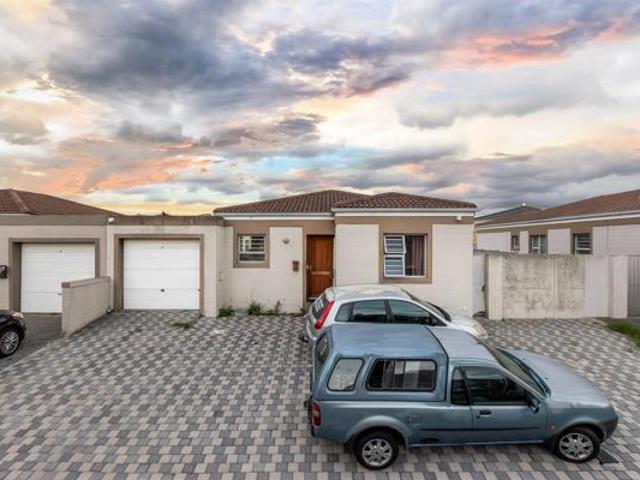 House for sale in Cape Town, Western Cape