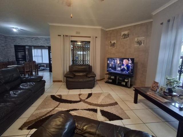 House for sale in Ugu District Municipality, Kwazulu-natal