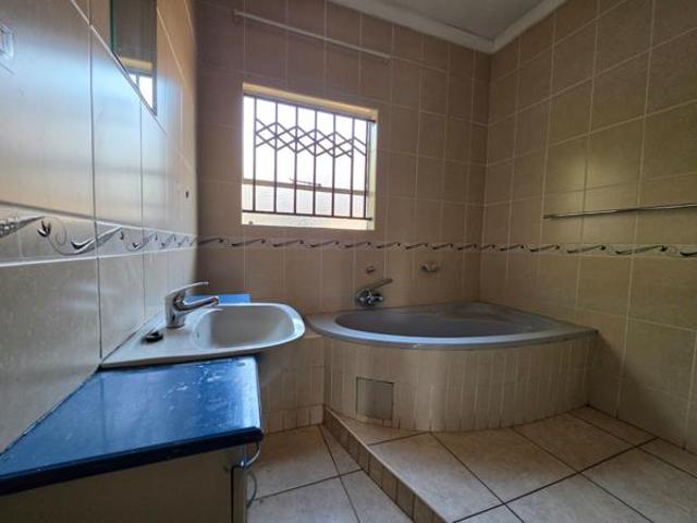 House for sale in Oranjeville, Free State