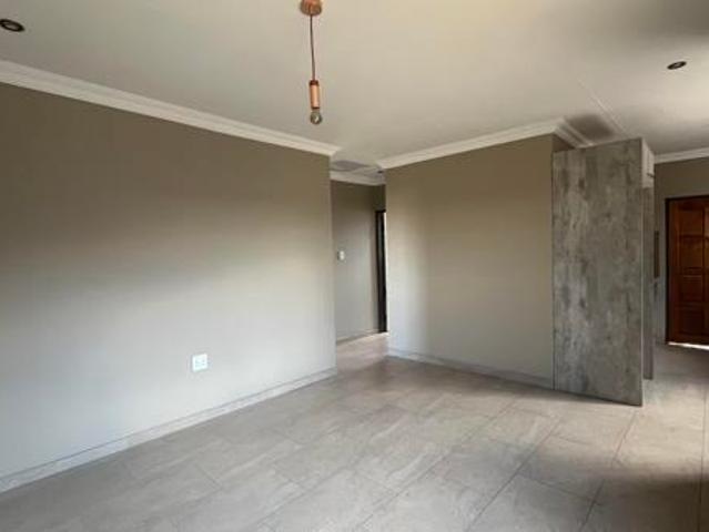 House for sale in Vanderbijlpark, Emfuleni Local Municipality