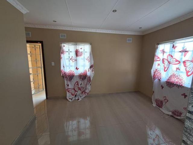 House for sale in Mount Moreland, Kwazulu-natal