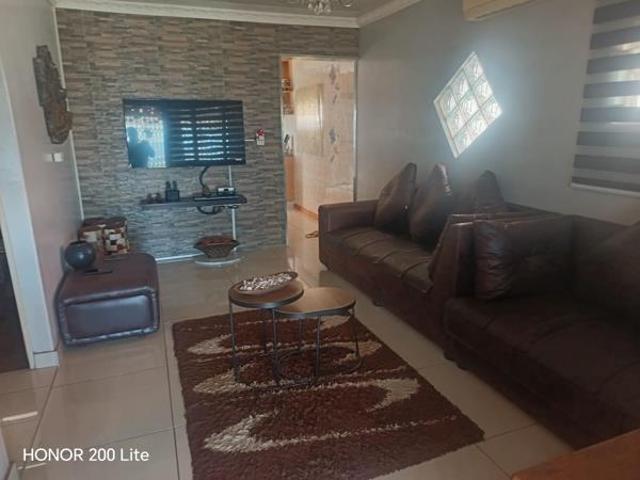 House for sale in Mount Moreland, Kwazulu-natal