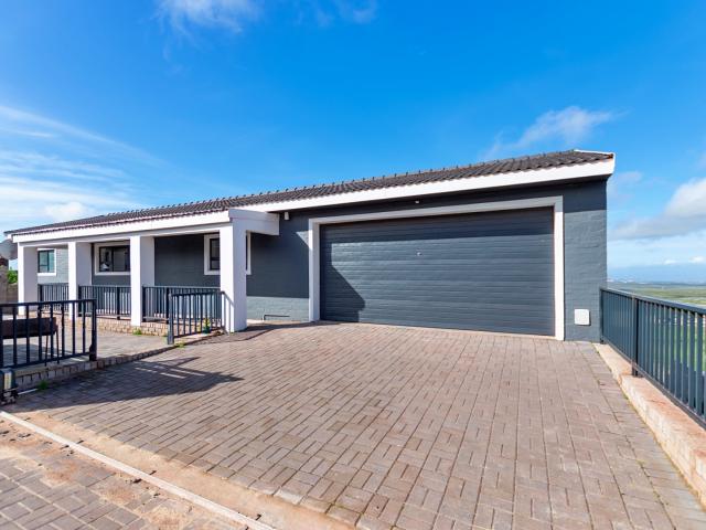 House for sale in West Coast, Britannia Bay