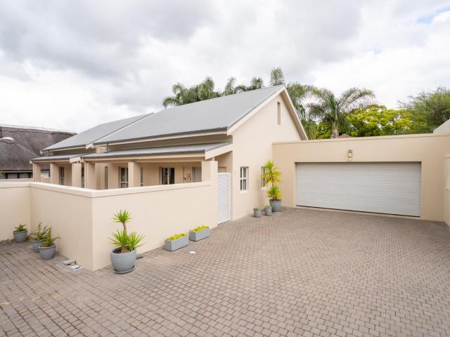 House for sale in Paarl, Western Cape