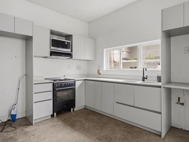 House for sale in Cape Town, Western Cape