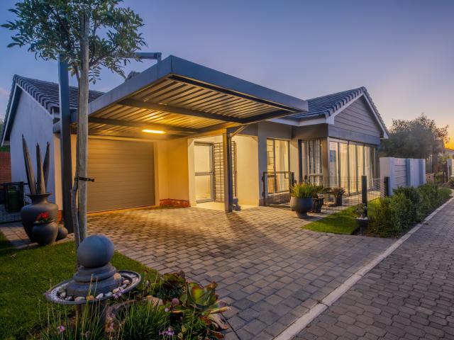 House for sale in Waterkloof, Gauteng