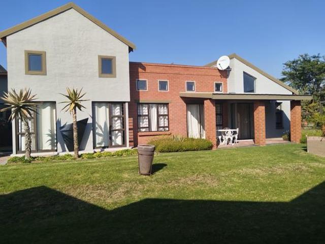 House for sale in Tlhabane, North West