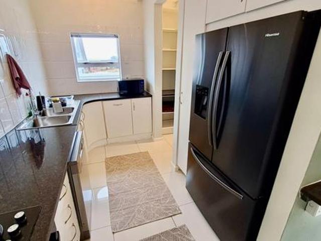 House for sale in Jeffreys Bay, Kouga Local Municipality