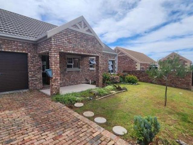 House for sale in Groot Brak Rivier, Western Cape
