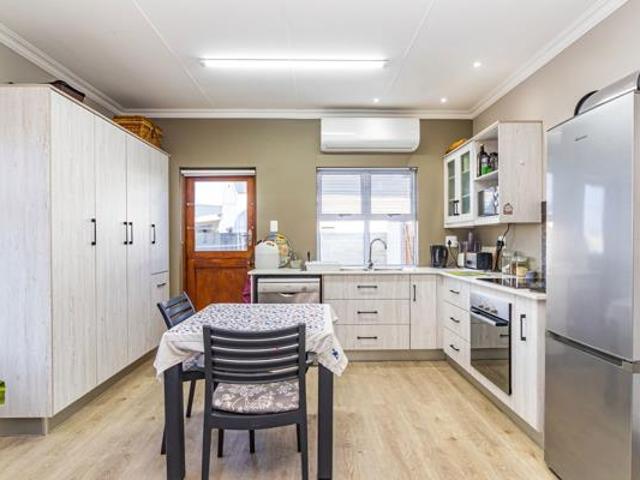 House for sale in Groot Brak Rivier, Western Cape