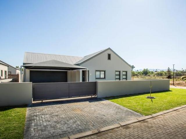 House for sale in Groot Brak Rivier, Western Cape