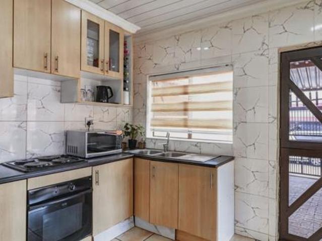 House for rent in Vosloorus, Gauteng