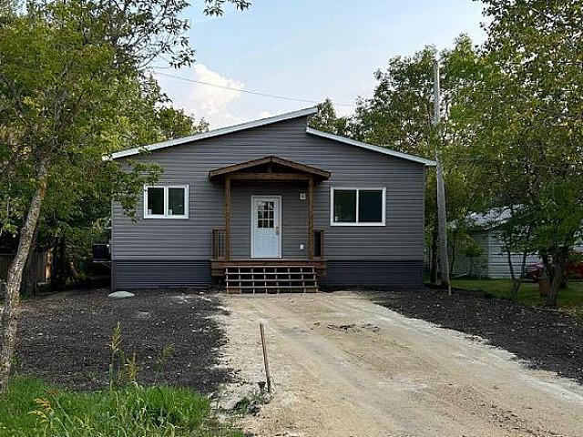 House for sale in East St. Paul, Manitoba