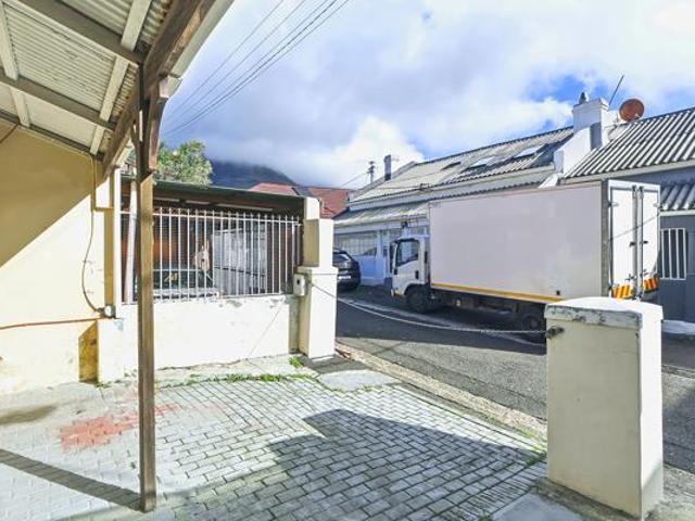 House for sale in Woodstock, Cape Town