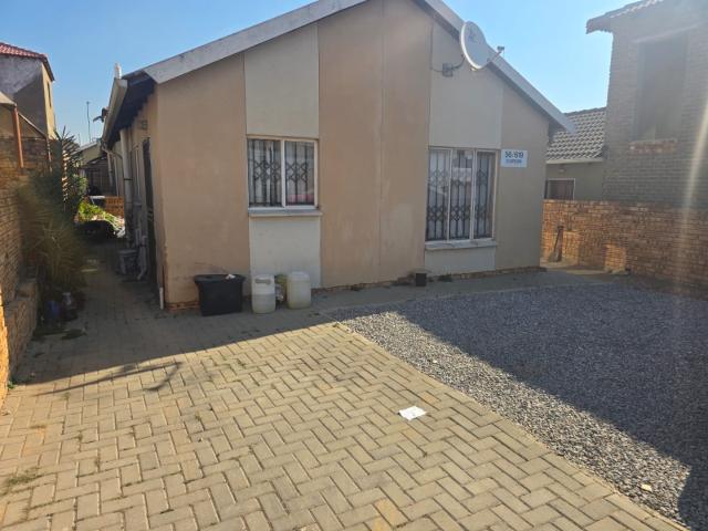 House for sale in Nooitgedacht, Gauteng