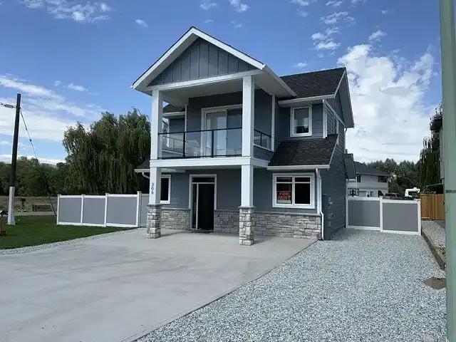 House for rent in Winfield, British Columbia
