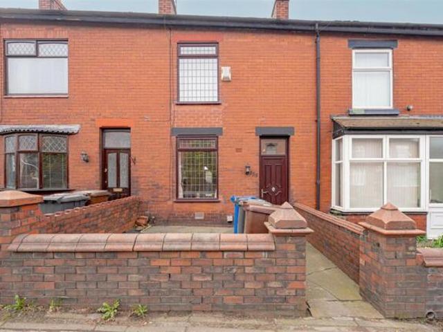 House for sale in New Hall Farm, Wigan
