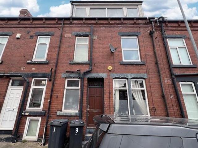 House for sale in Burley, West Yorkshire