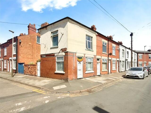 House for sale in Spinney Hills, Old Wharf