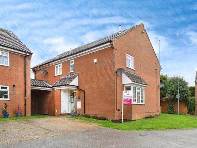 House for sale in Southcott, Linslade