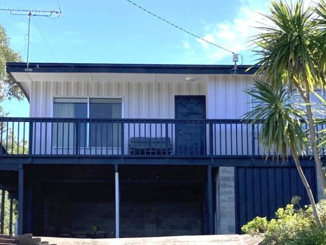 House for sale in Loch Sport, Victoria
