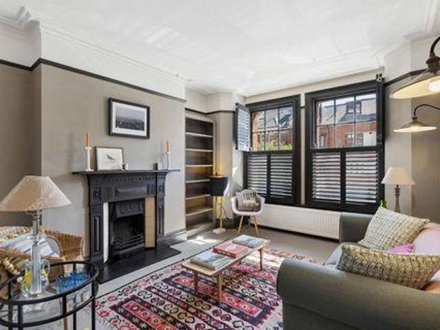 House for sale in Clapham Junction, Greater London