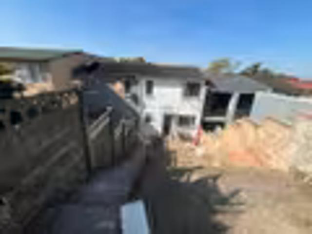 House for sale in Longcroft, Phoenix