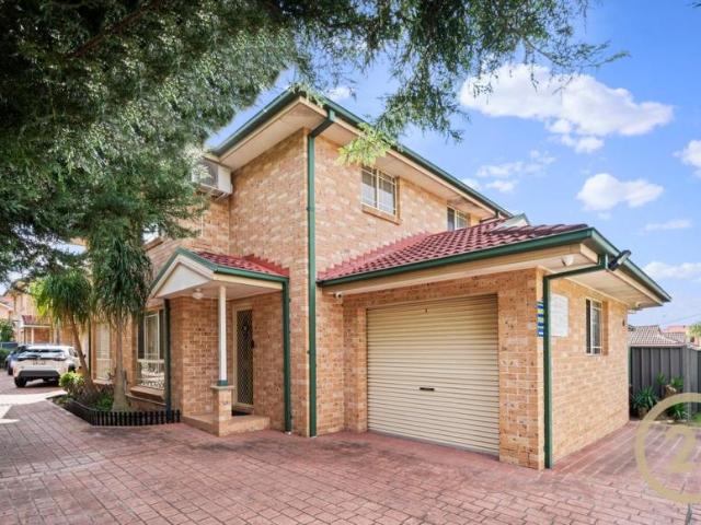 House for sale in Lurnea, New South Wales