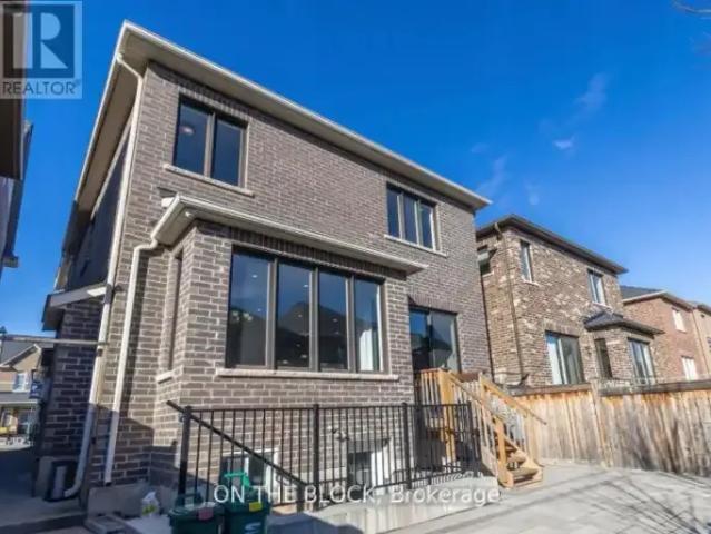 House for rent in Oakville, Ontario