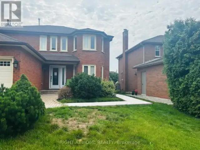 House for rent in Oakville, Ontario