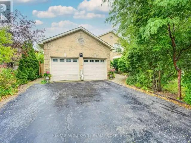 House for rent in Oakville, Ontario
