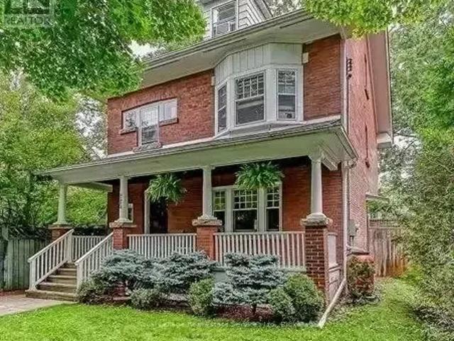 House for rent in Oakville