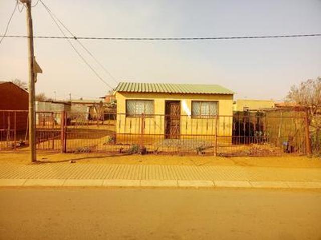 House for sale in Orange Farm