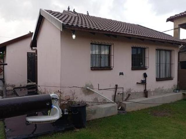 House for sale in Ebony Park