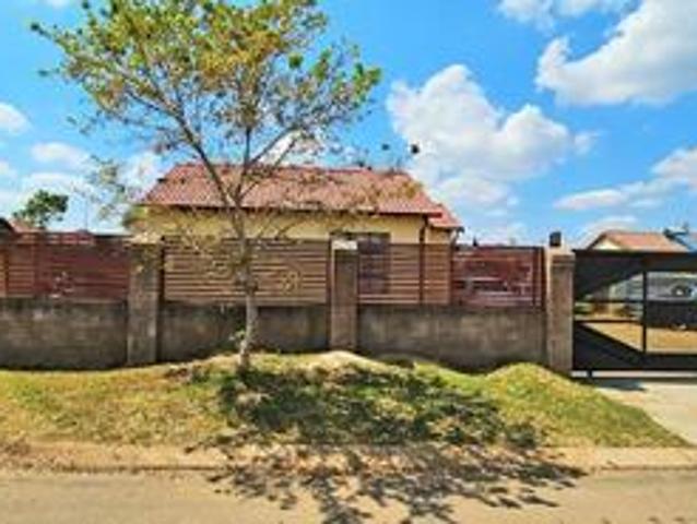 House for sale in Waterkloof, Gauteng
