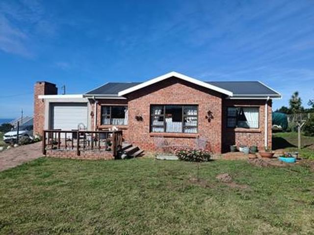 House for sale in Groot Brak Rivier, Western Cape