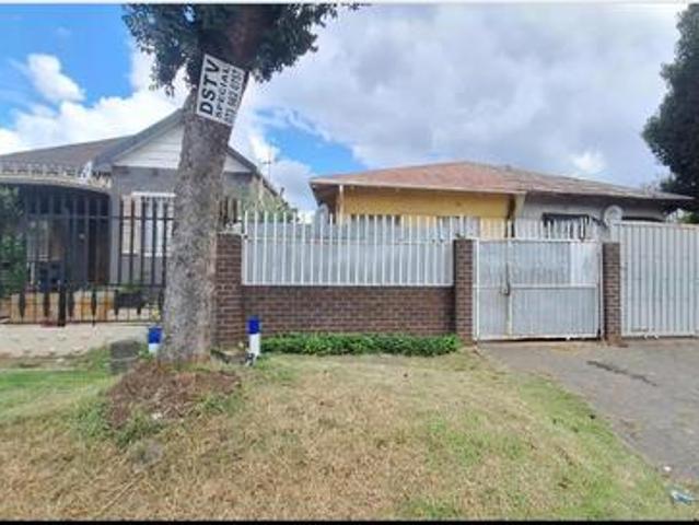 House for sale in Vosloorus, Gauteng