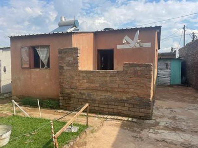House for sale in Vosloorus, Gauteng