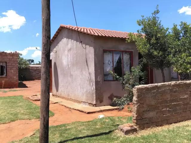 House for sale in Orange Farm, City of Johannesburg Metropolitan Municipality