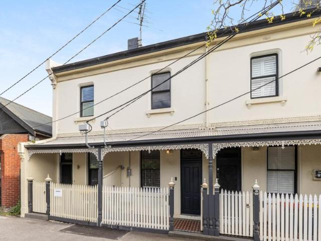 House for sale in Port Melbourne, Melbourne