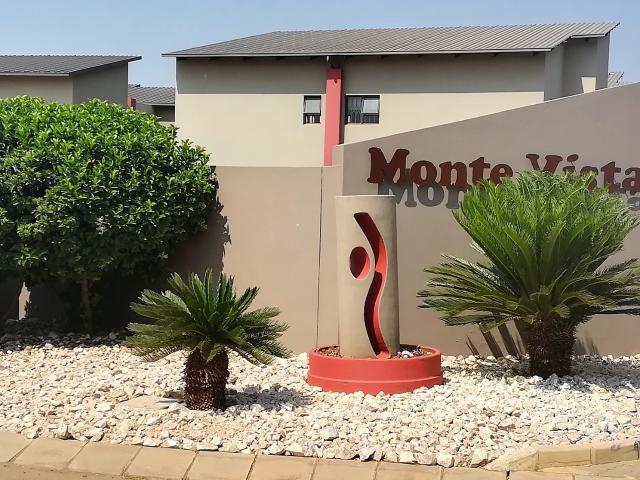 Apartment for rent in Hartbeespoort Dam Nature Reserve, North West