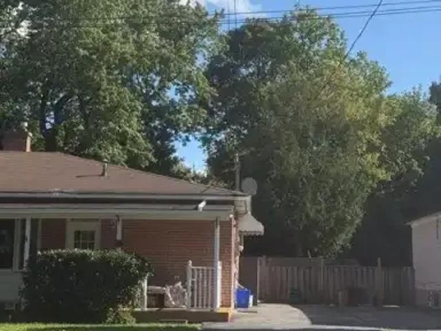 House for rent in Richmond Hill, Golden Horseshoe