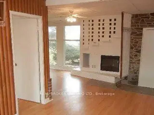 House for rent in Richvale, Richmond Hill